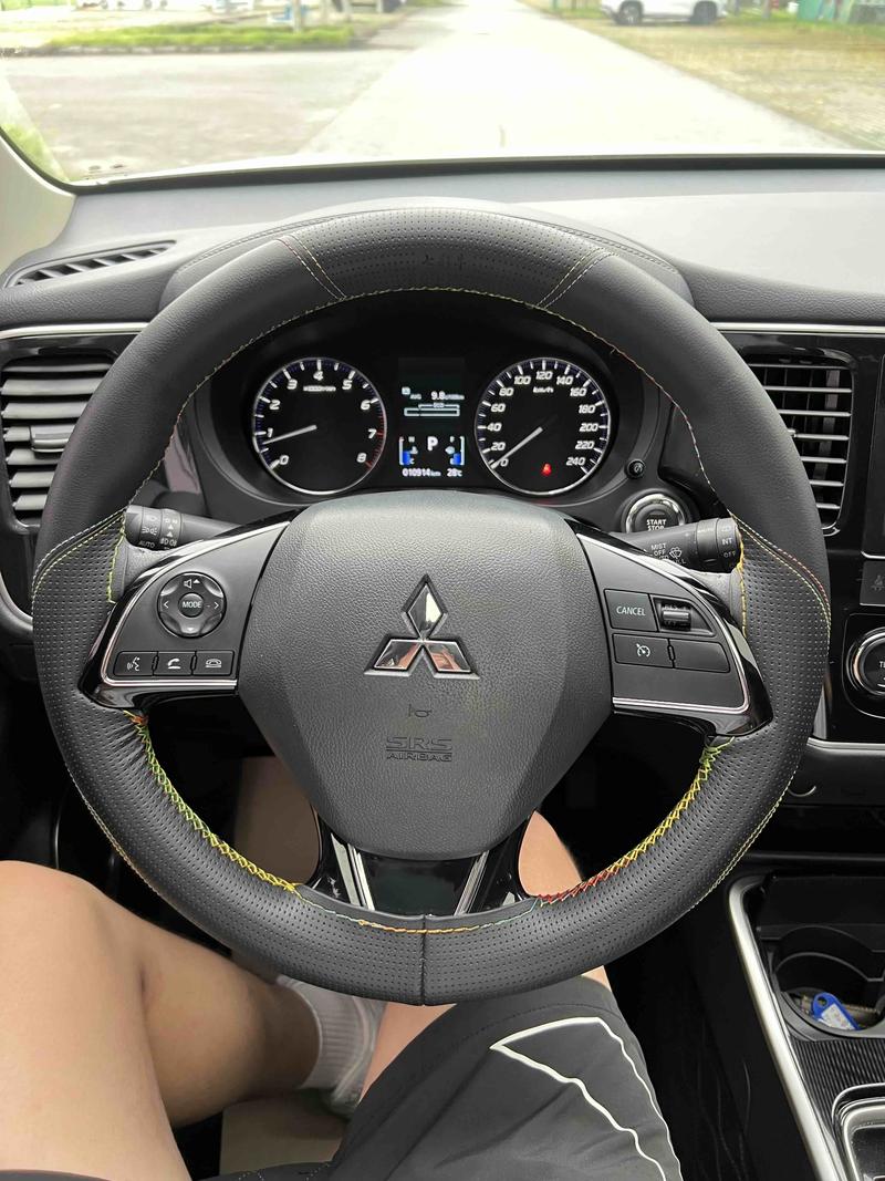 Mitsubishi Outlander, 2023 — фото 8 из 12