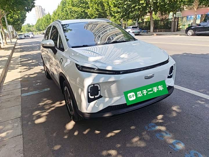 Geely Geometry E Firefly, 2024 — фото 4 из 9