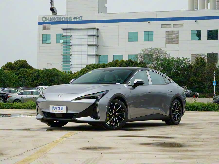 BAIC Arcfox Alpha S5, 2026 — купить в Иванове под ключ