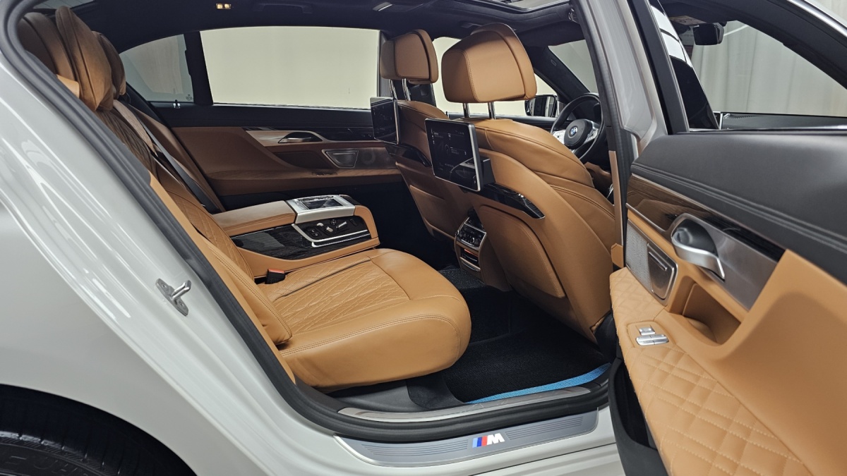 BMW 7 Series, 2022 — фото 10 из 12