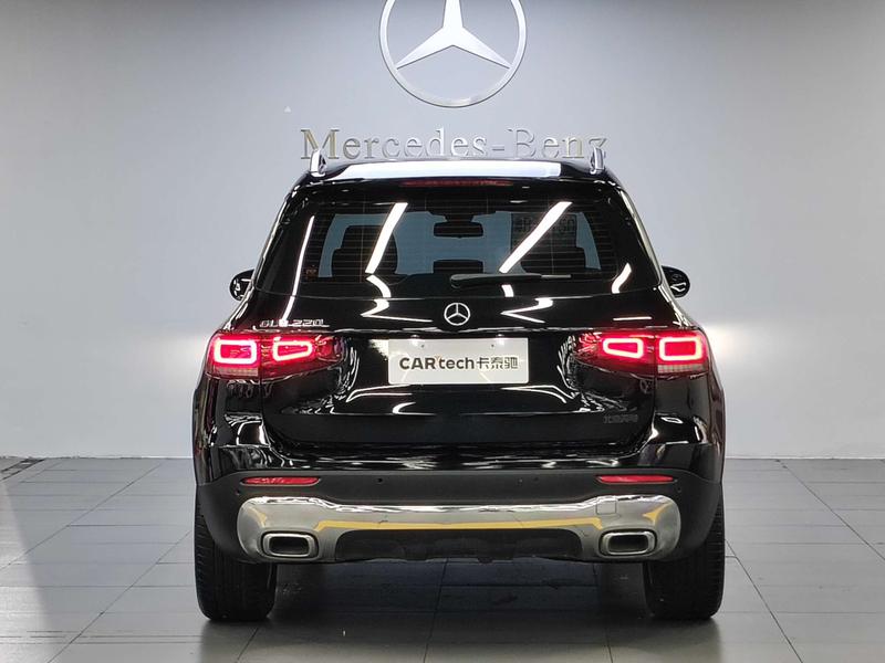 Mercedes-Benz GLB-Class, 2023 — фото 5 из 12