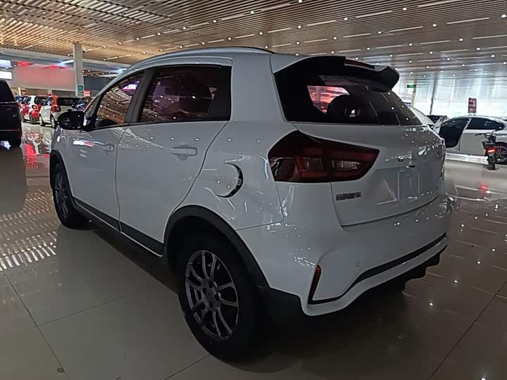 Geely Vision X3, 2021 — фото 5 из 9
