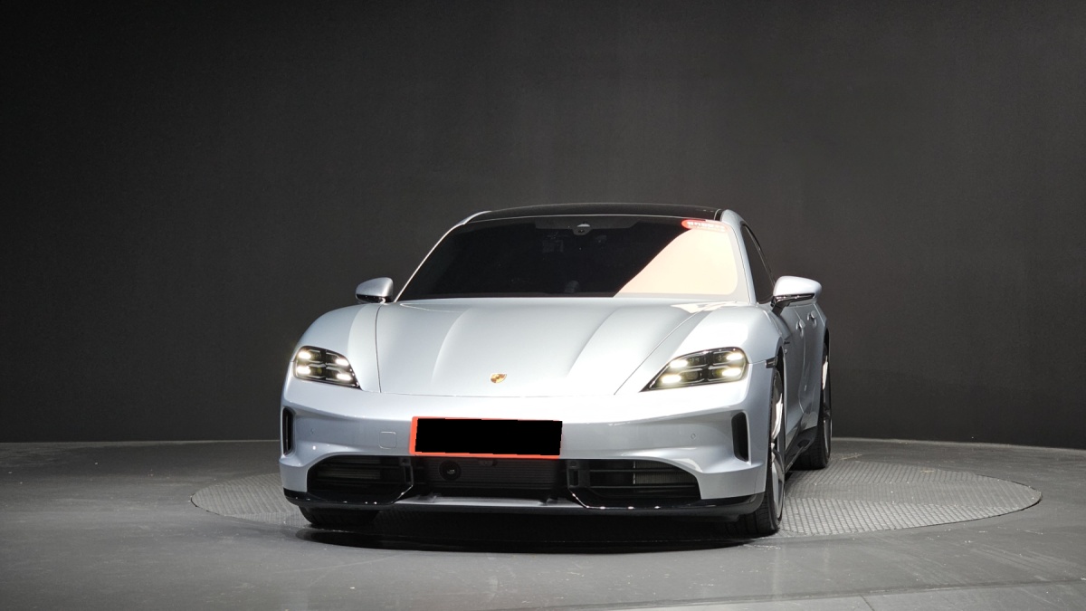Porsche Taycan, 2025 — фото 3 из 12