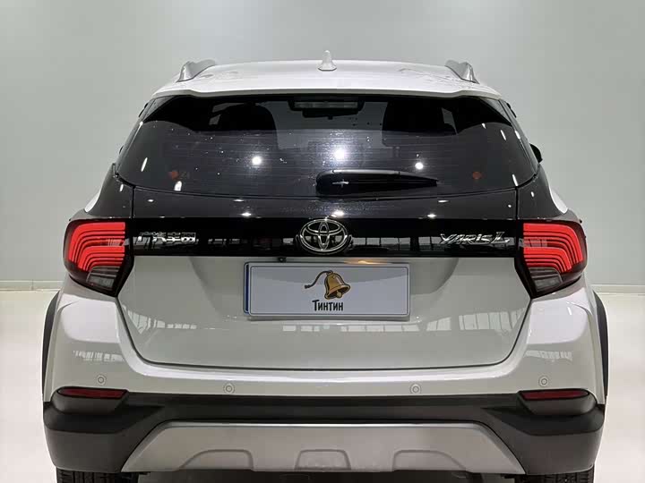 Toyota Yaris L Hatchback, 2022 — фото 5 из 9