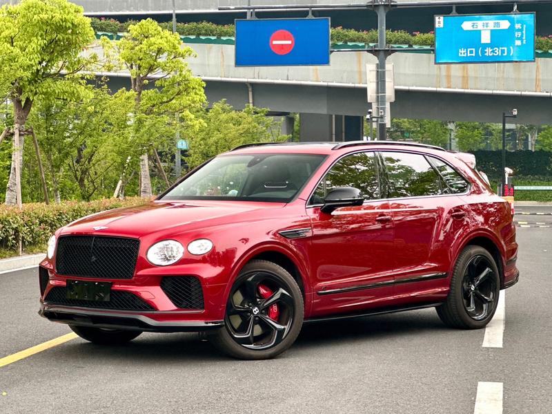 Bentley Bentayga, 2022 — купить в Туле под ключ