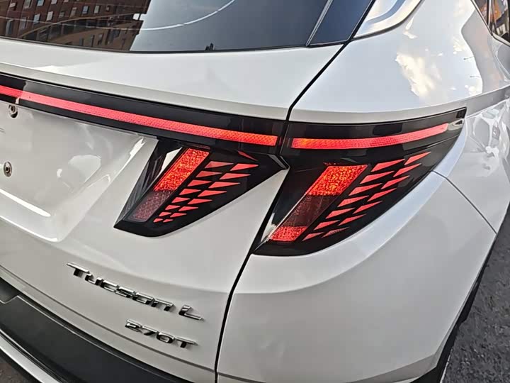 Hyundai Tucson L, 2023 — фото 8 из 9