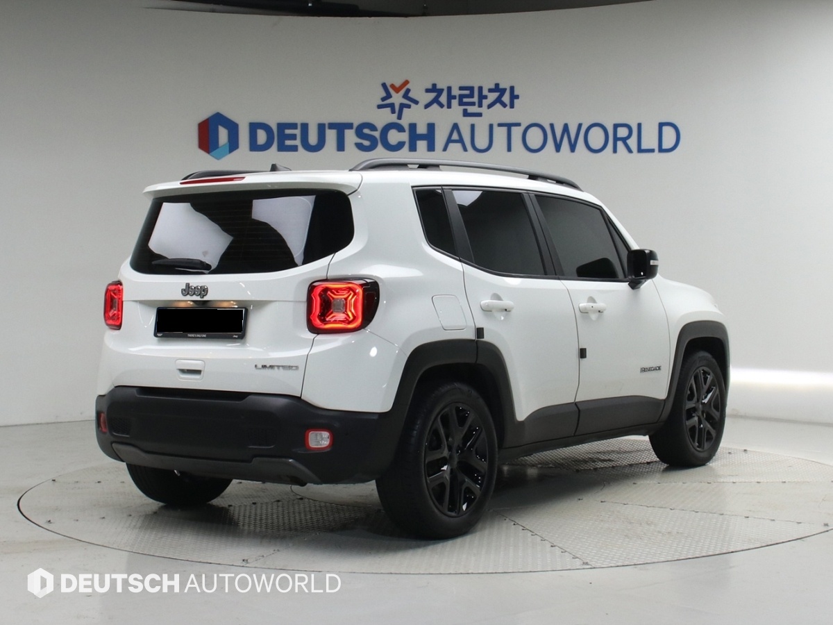Jeep Renegade, 2023 — фото 2 из 12