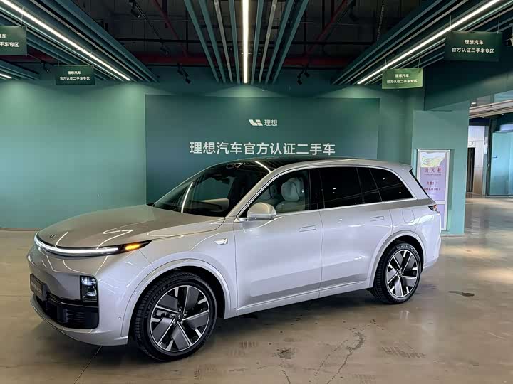 LiXiang L8, 2025 — купить в Орле под ключ