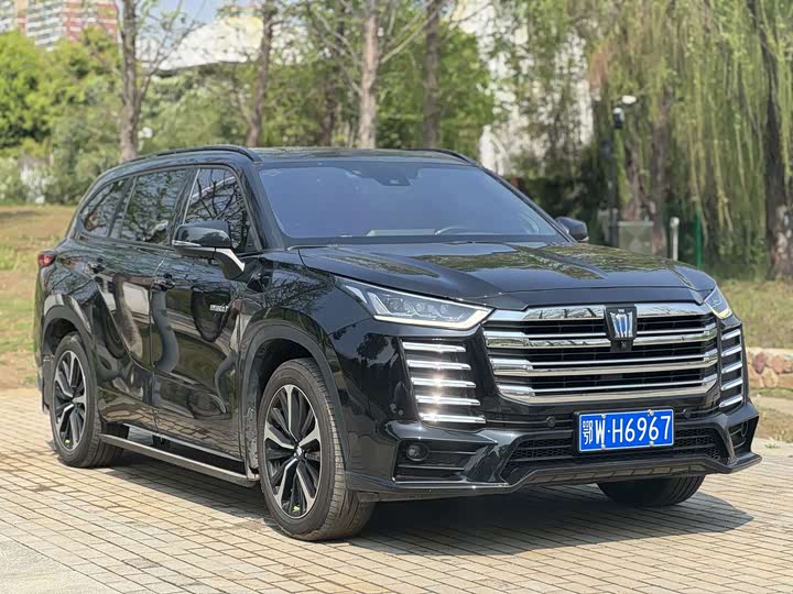Toyota Crown Kluger, 2023 — фото 2 из 9