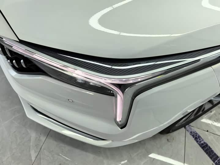 Bestune B70, 2023 — фото 5 из 9