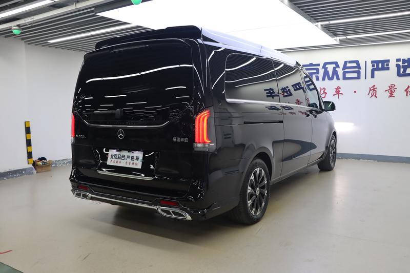 Mercedes-Benz V-Class, 2025 — фото 6 из 12