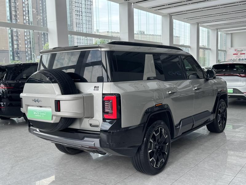 BYD FangChengBao Leopard 8, 2024 — фото 6 из 12