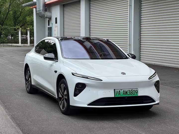 Nio ET7, 2022 — фото 3 из 9