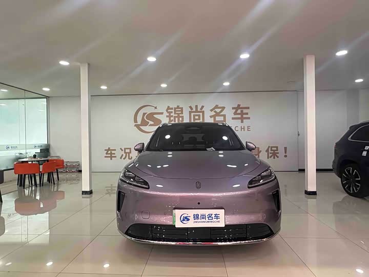 Shangjie (Huawei × SAIC) H5, 2025 — фото 2 из 9