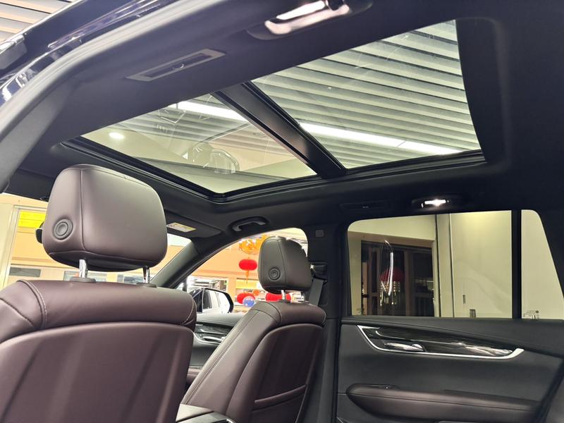 Cadillac XT6, 2022 — фото 11 из 12
