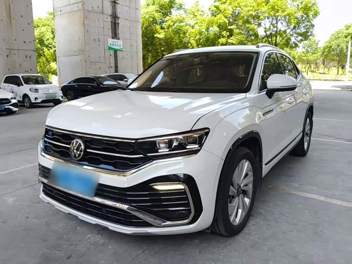 Volkswagen Tayron X, 2022 — купить в Брянске под ключ