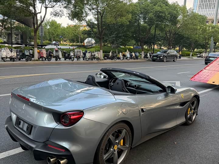 Ferrari Portofino, 2022 — фото 8 из 9