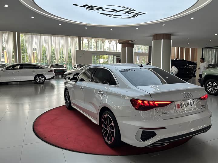 Audi A3, 2023 — фото 7 из 9