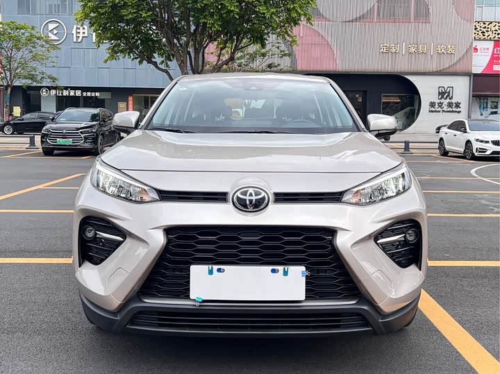 Toyota Wildlander, 2025 — фото 2 из 9