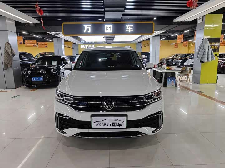 Volkswagen Tiguan L Hybrid, 2021 — фото 2 из 9