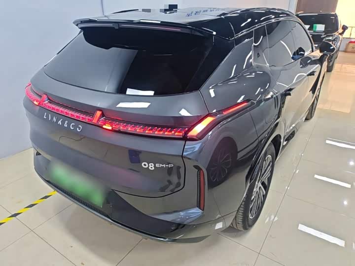 Lynk & Co 08 EM-P Hybrid, 2024 — фото 7 из 9