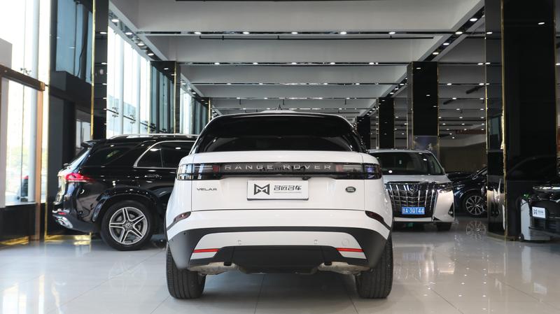 Land Rover Range Rover Velar, 2023 — фото 5 из 12