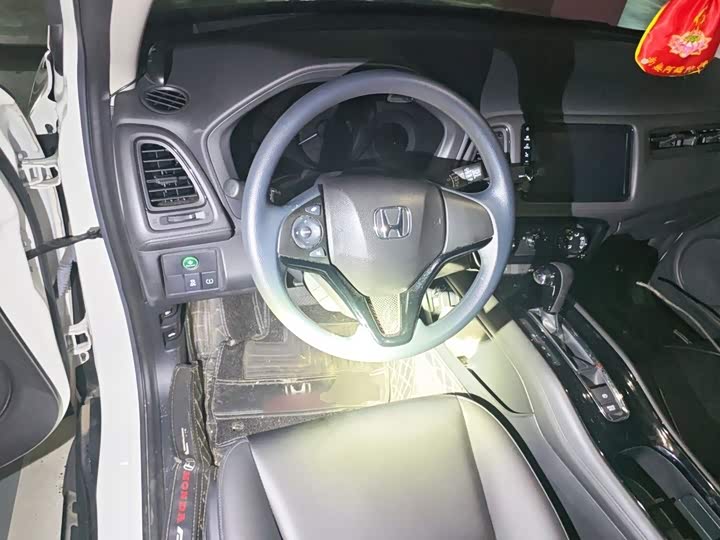 Honda Vezel, 2022 — фото 6 из 9