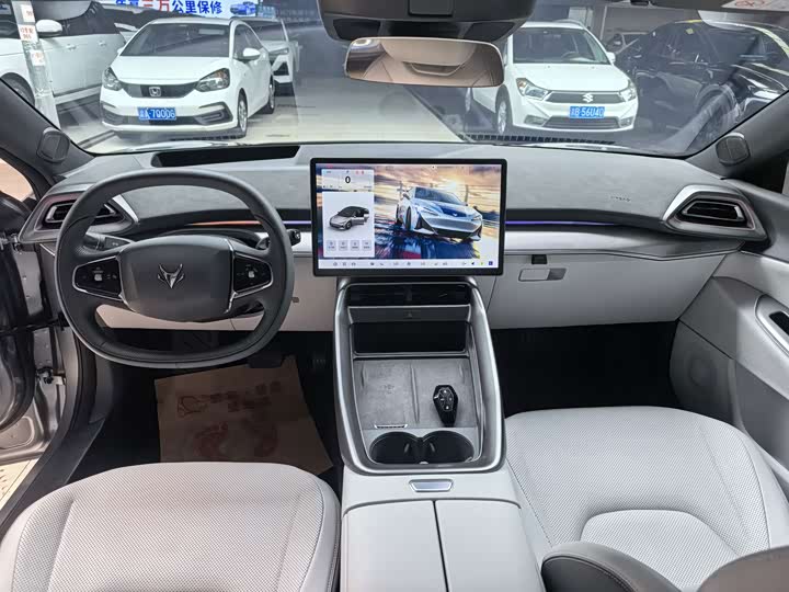 BAIC Arcfox Alpha S5, 2025 — фото 9 из 9