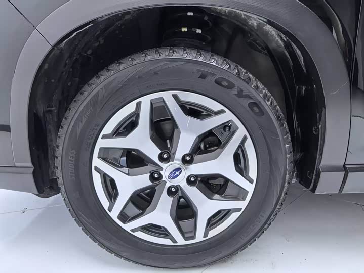 Subaru Forester, 2021 — фото 7 из 9