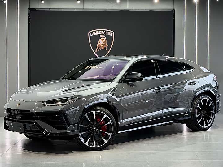 Lamborghini Urus, 2023 — купить в Москве под ключ