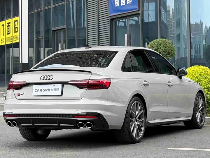 Audi S4, 2024 — фото 3 из 9