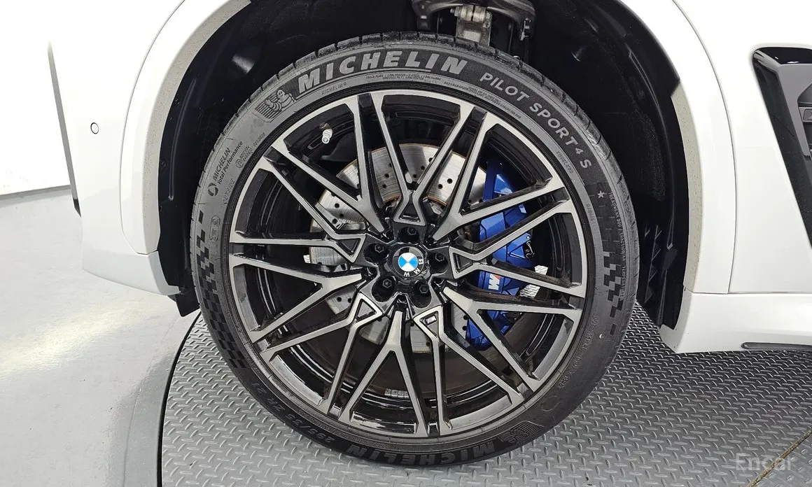 BMW X5 M, 2025 — фото 5 из 12