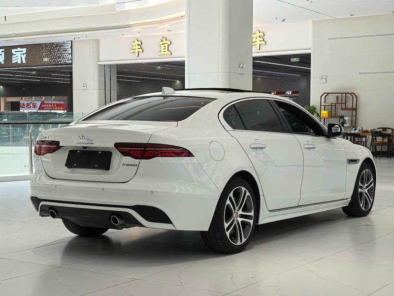 Jaguar XE L, 2022 — фото 6 из 12