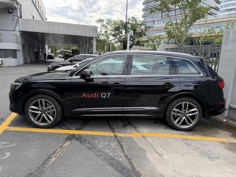 Audi Q7, 2025 — фото 4 из 11