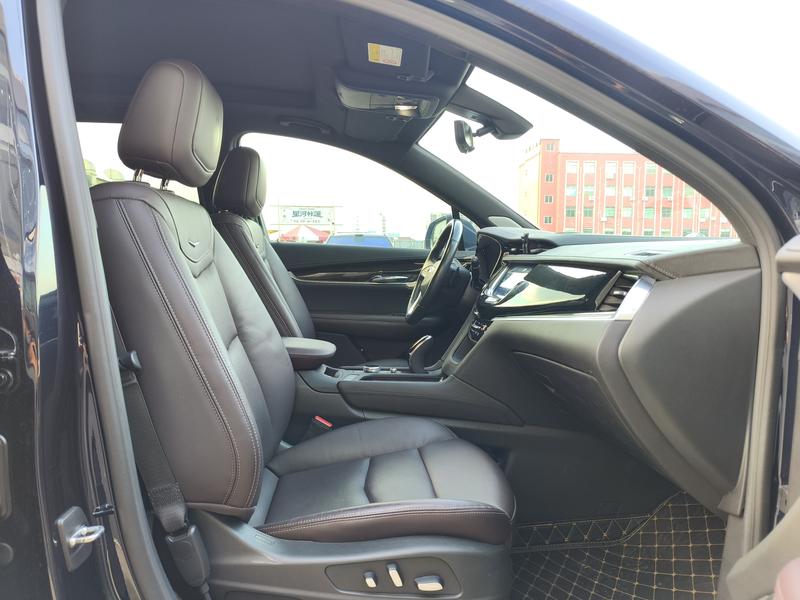 Cadillac XT6, 2021 — фото 8 из 11