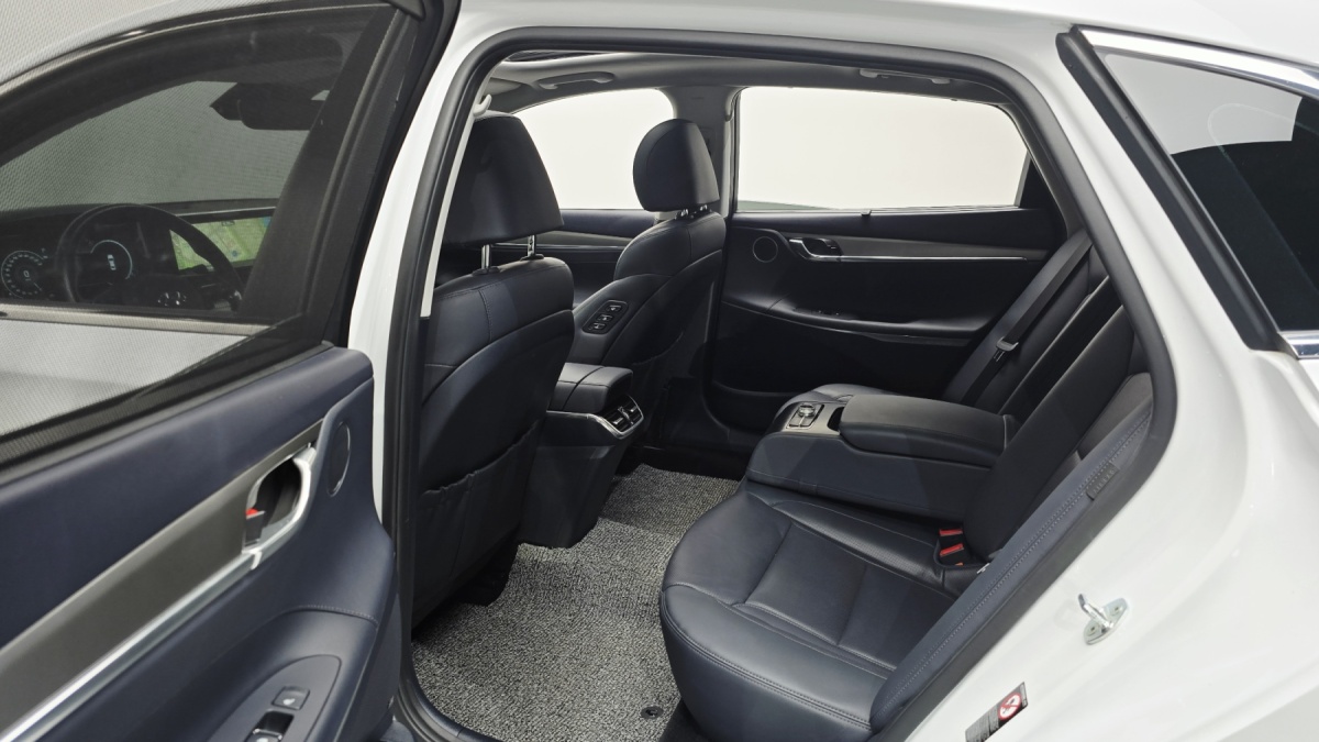 Hyundai Grandeur, 2021 — фото 11 из 12