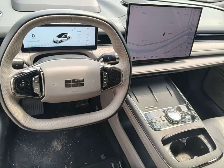 Geely Galaxy Starshine 8 EM-i, 2025 — фото 5 из 9