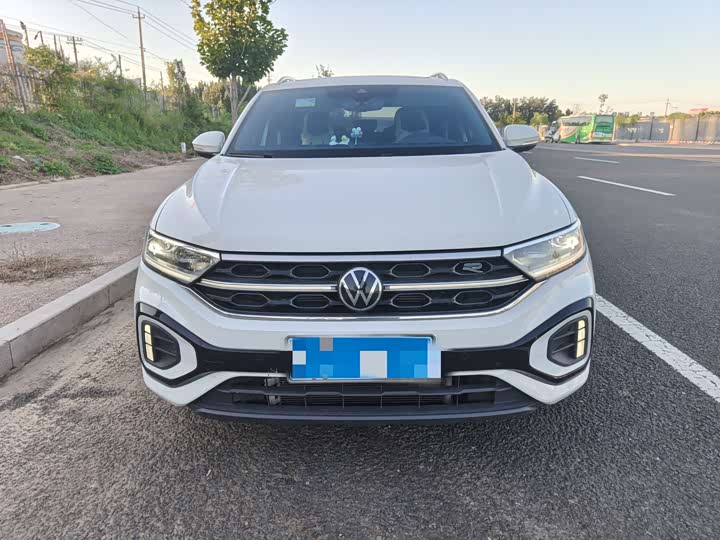 Volkswagen T-Roc, 2024 — фото 2 из 9