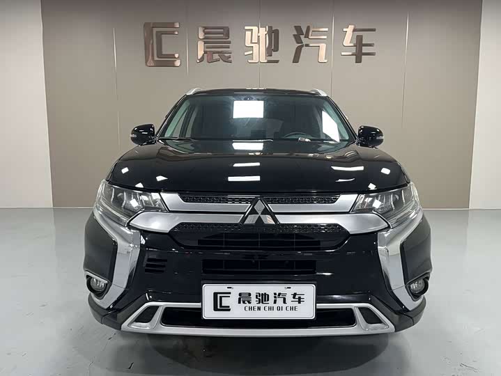 Mitsubishi Outlander, 2021 — фото 2 из 9