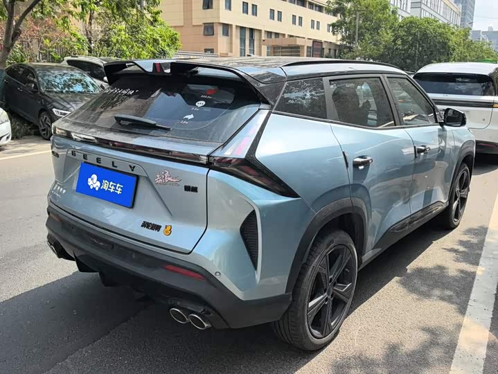 Geely Atlas, 2024 — фото 3 из 9