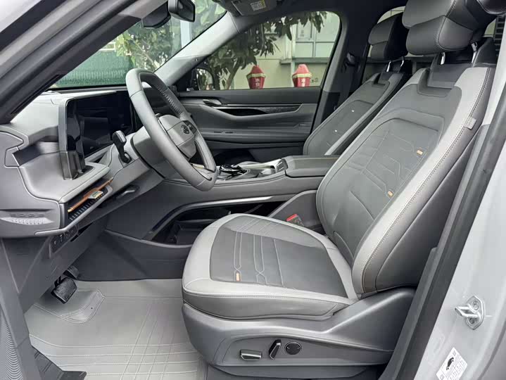 Ford Edge, 2023 — фото 4 из 5