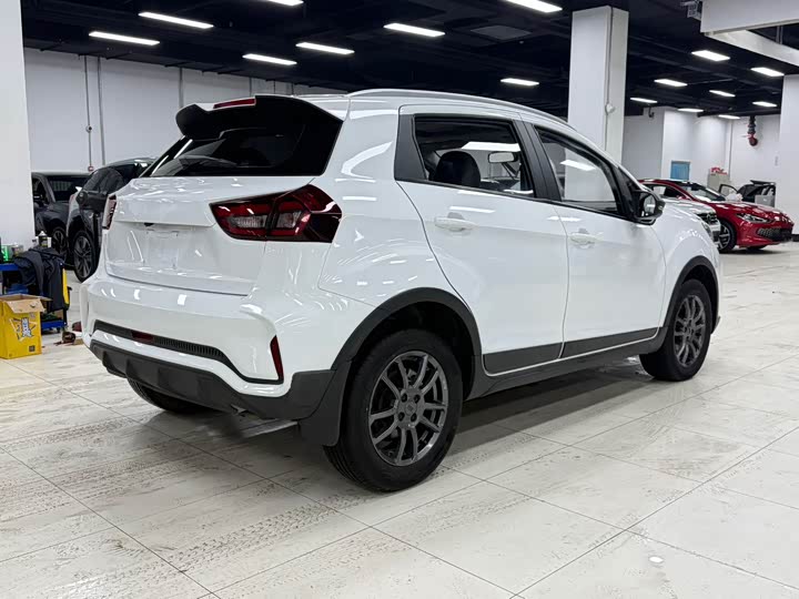 Geely Vision X3, 2021 — фото 5 из 9
