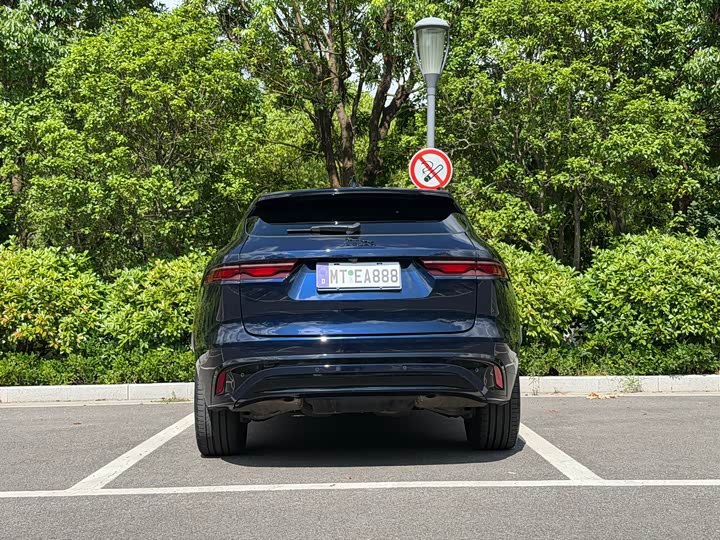 Jaguar F-Pace, 2023 — фото 6 из 9