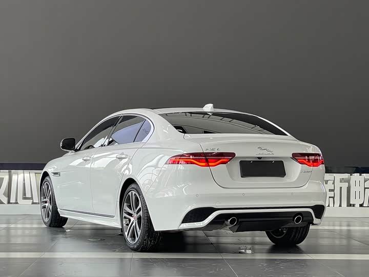 Jaguar XE L, 2021 — фото 4 из 9
