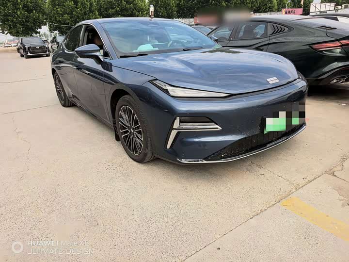Geely Galaxy Starshine 8 EM-i, 2025 — фото 3 из 9