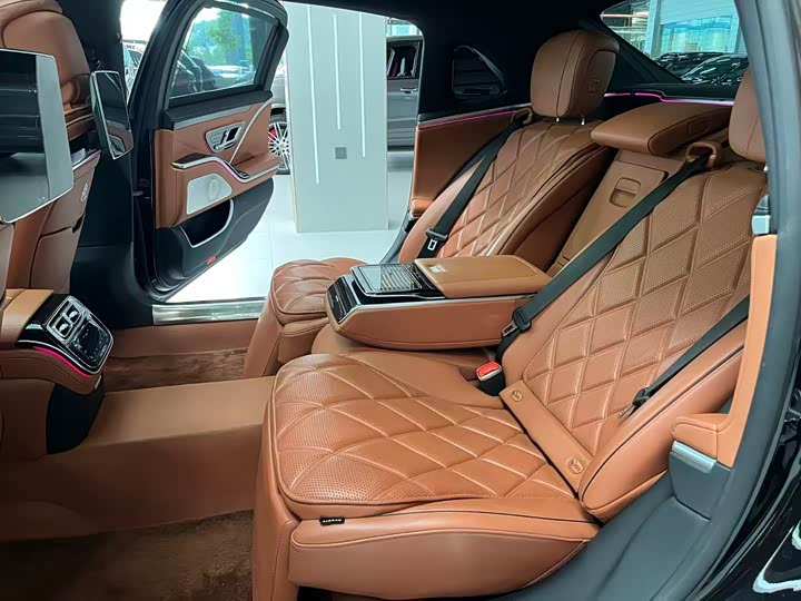 Mercedes-Benz Maybach S-Class, 2022 — фото 8 из 9