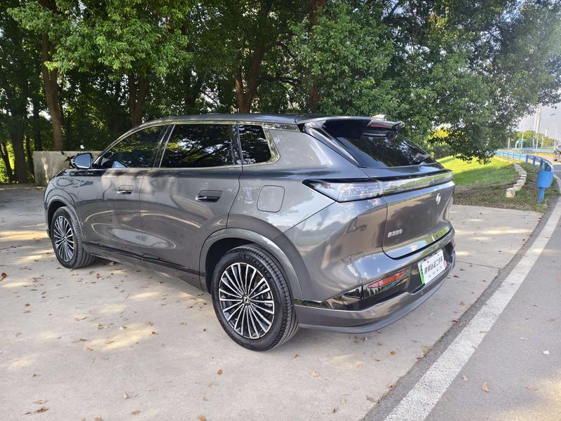 Dongfeng Aeolus L8, 2025 — фото 5 из 12