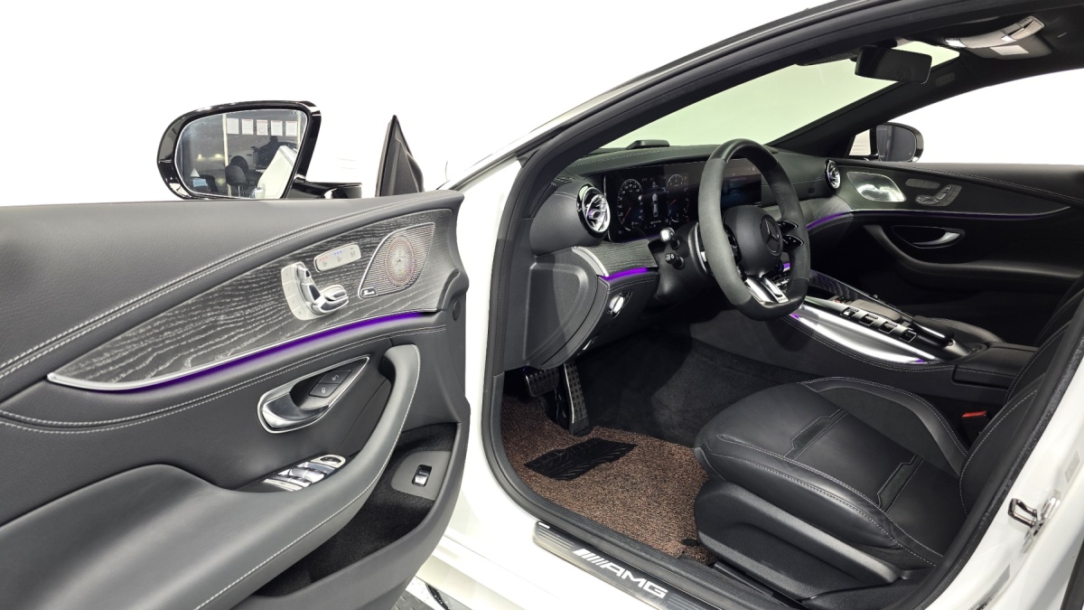 Mercedes-Benz AMG GT, 2023 — фото 10 из 12