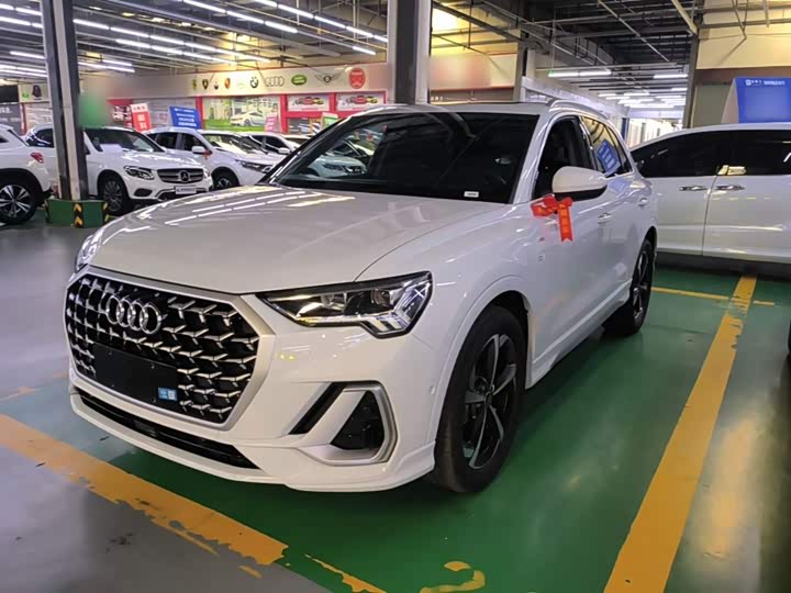 Audi Q3, 2025 — купить в Туле под ключ