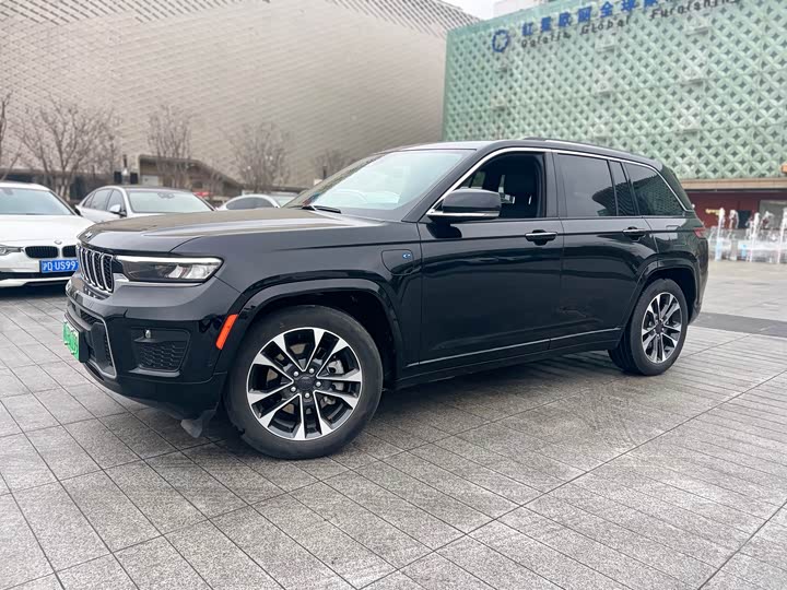 Jeep Grand Cherokee Hybrid, 2025 — купить в Чебоксарах под ключ